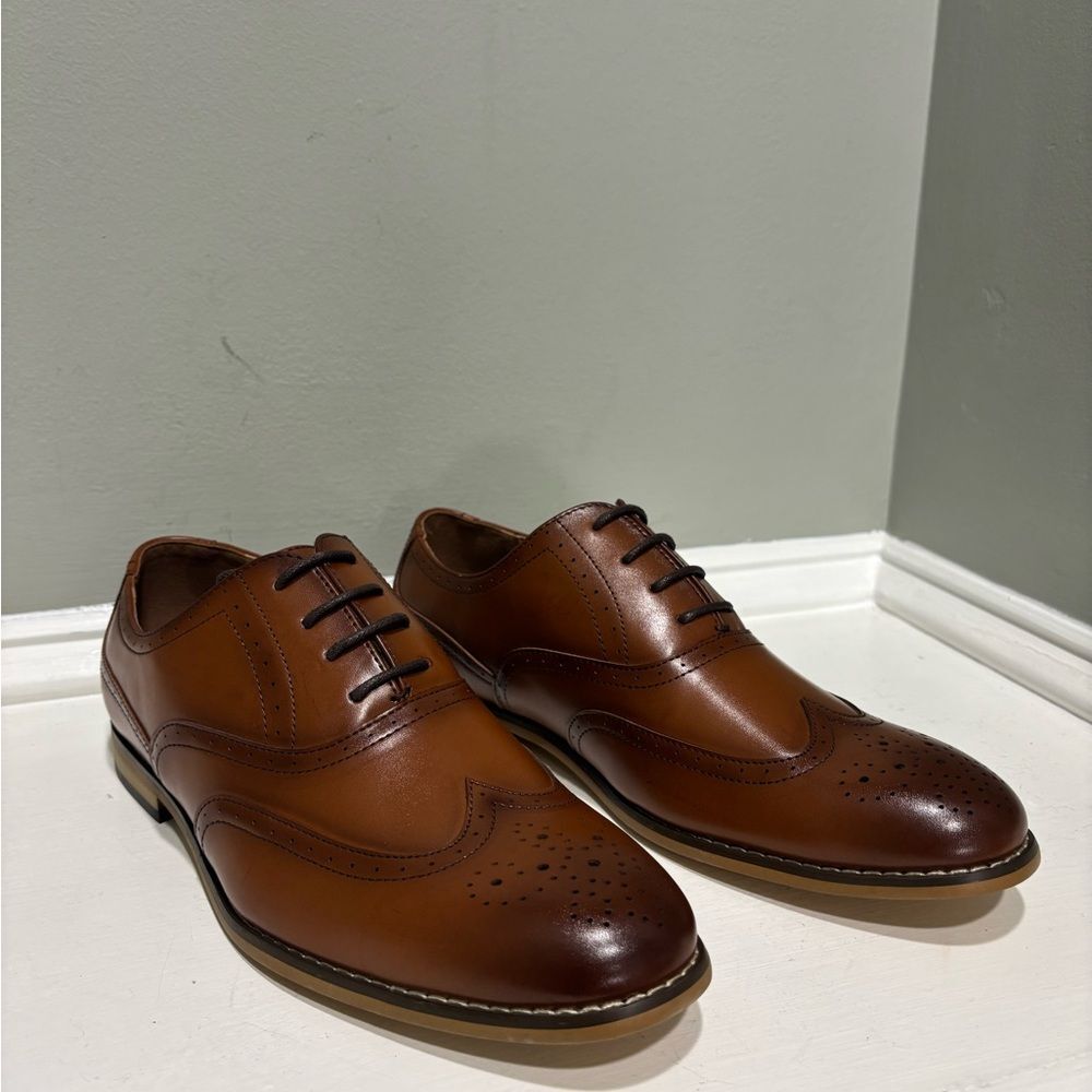 NWOT Stacy Adam’s Classic Brown Faux Leather Oxford Dress Shoes-size 6.5 - Picture 3 of 15